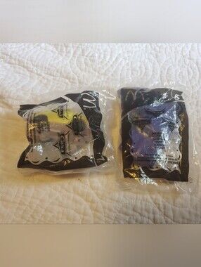 New! CARS Disney Unopened Mcdonalds Happy Meal Toys 2006 Luigi & Ramone